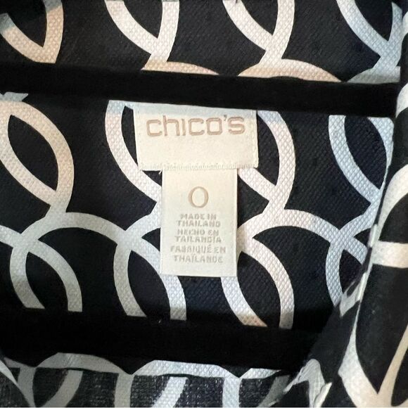 Chico’s No Iron Womens Button Down Shirt Black White Size 0 (Medium 8) - Picture 4 of 7